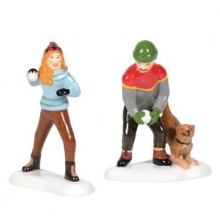 Department 56 *RETIRED* Winter Woodland Standoff From Dept 56 Snow Village